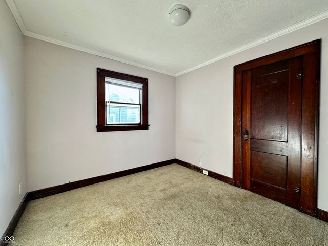 191 N 7th Avenue, Beech Grove, IN 46107