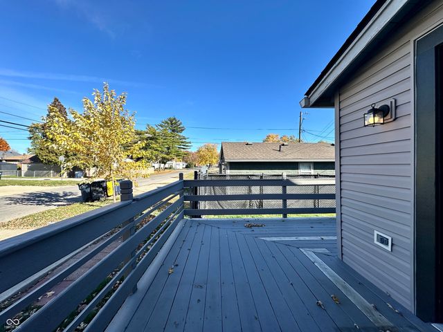 191 N 7th Avenue, Beech Grove, IN 46107