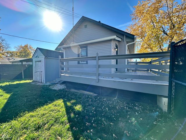 191 N 7th Avenue, Beech Grove, IN 46107