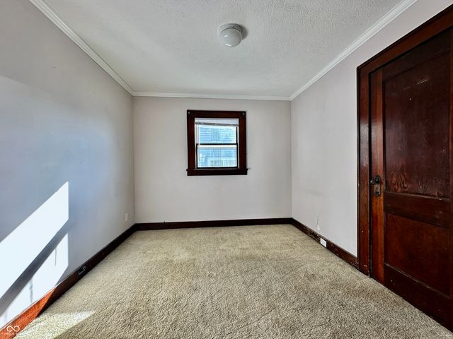 191 N 7th Avenue, Beech Grove, IN 46107