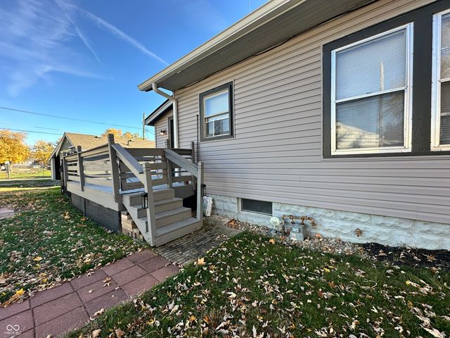 191 N 7th Avenue, Beech Grove, IN 46107