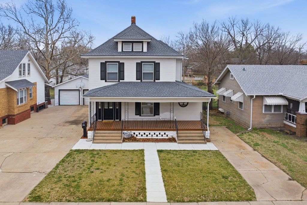 212 S Glenn, Wichita, KS 67213
