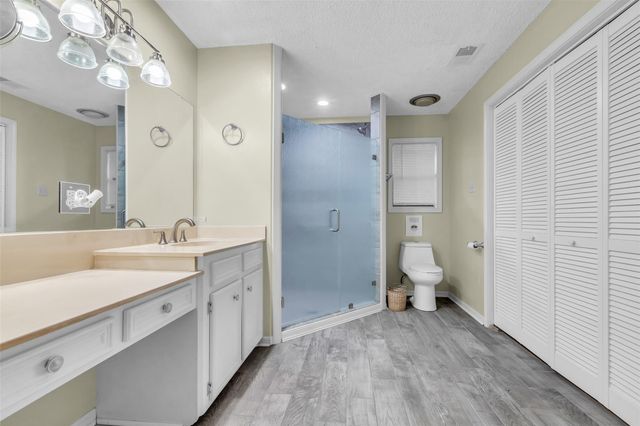 9 Lakeview Manor, Huntsville, TX 77340