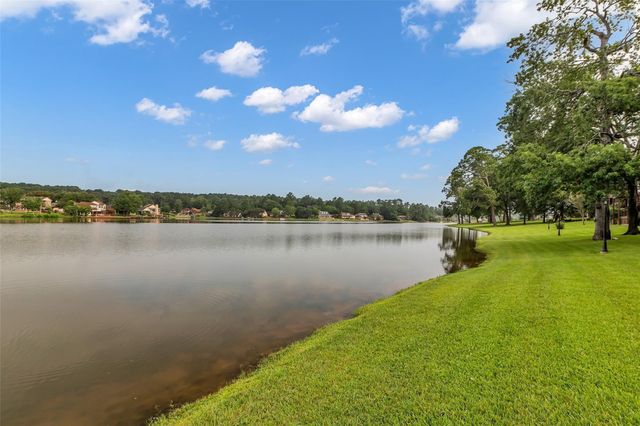 9 Lakeview Manor, Huntsville, TX 77340