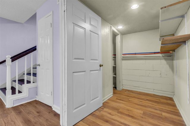 9 Lakeview Manor, Huntsville, TX 77340