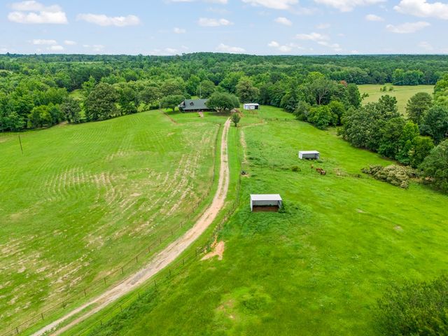 4834 FM 2088, Gilmer, TX 75644