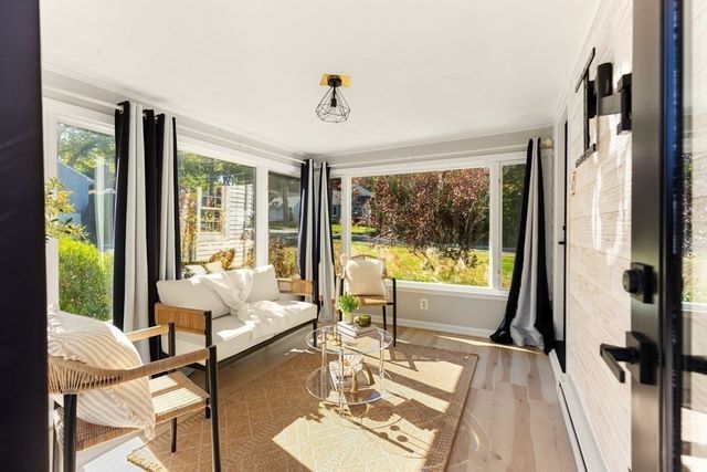 19 Longbow Rd, Lynnfield, MA 01940