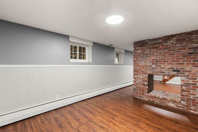 19 Longbow Rd, Lynnfield, MA 01940