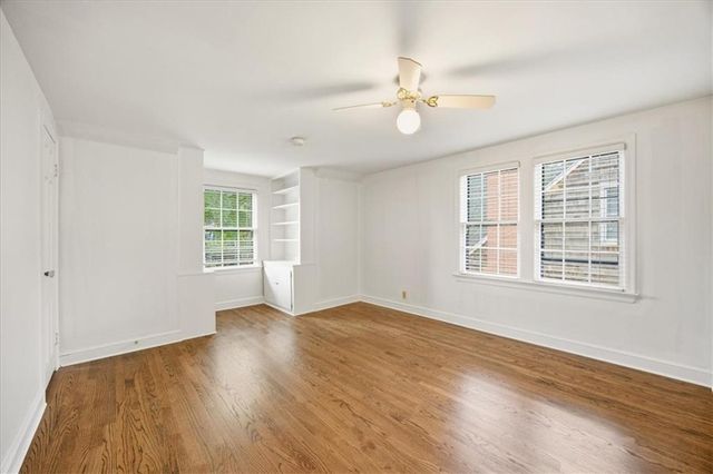 2204 W 50 Terrace, Westwood Hills, KS 66205