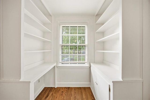 2204 W 50 Terrace, Westwood Hills, KS 66205