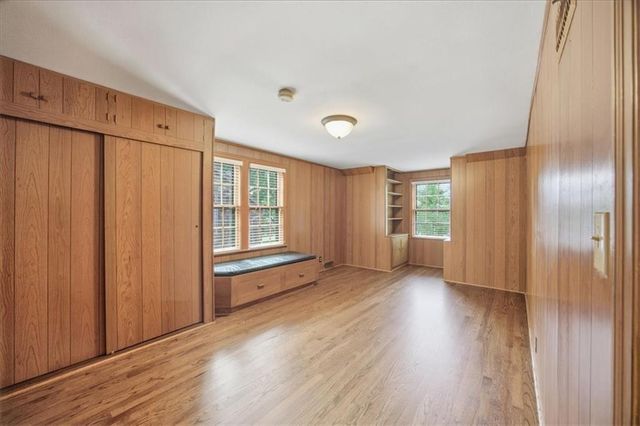 2204 W 50 Terrace, Westwood Hills, KS 66205