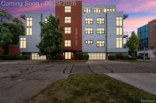 100 N Center Street 404, Royal Oak, MI 48067