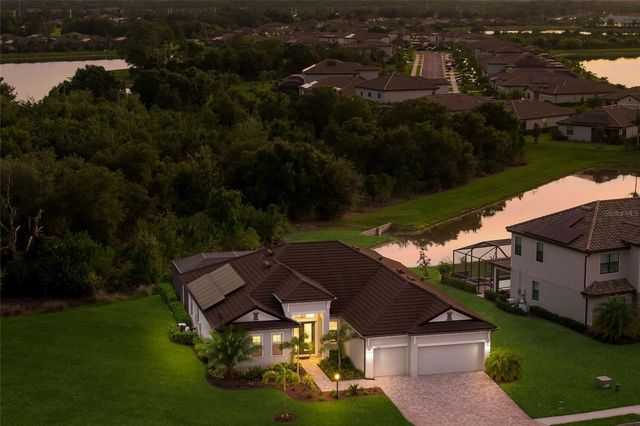 17528 POLO TRAIL, Lakewood Ranch, FL 34211