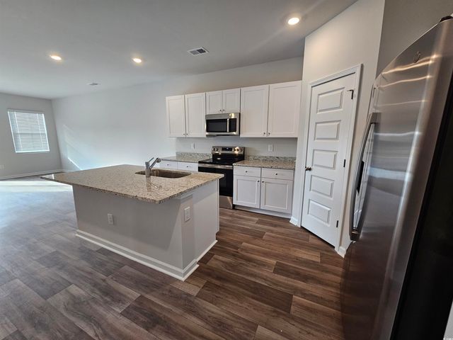 2096 Wild Indigo Circle NW, Calabash, NC 28467