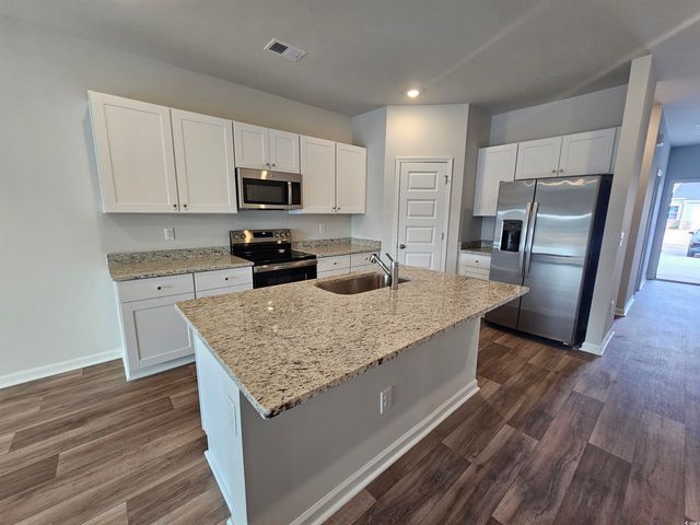 2096 Wild Indigo Circle NW, Calabash, NC 28467