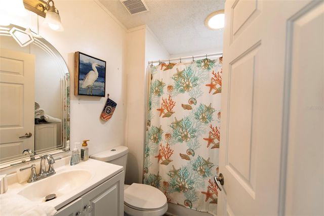 8 HOLLAND DRIVE, Punta Gorda, FL 33950