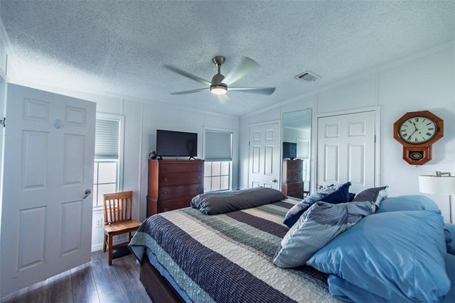 8 HOLLAND DRIVE, Punta Gorda, FL 33950