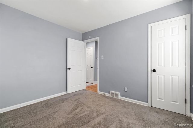 12660 Duchess Street, Detroit, MI 48224