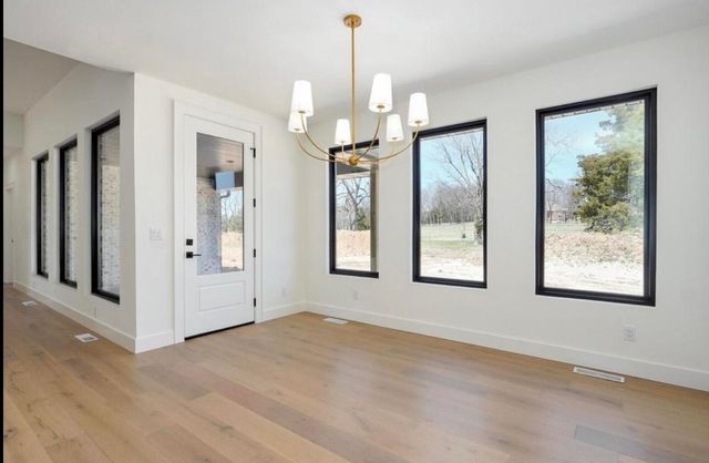 2105 N Silver Charm Avenue, Springfield, MO 65802