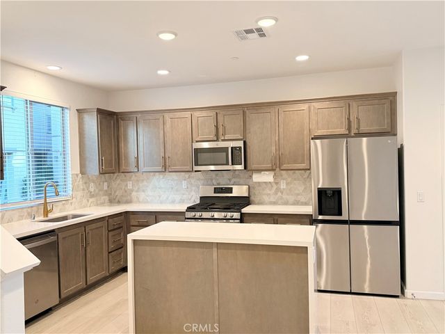 29502 Marx Way, Winchester, CA 92596