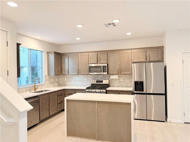 29502 Marx Way, Winchester, CA 92596