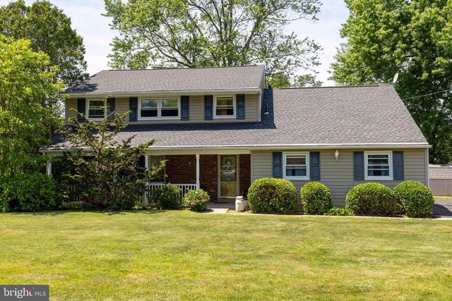 40 HARCOURT LN, Hatboro, PA 19040