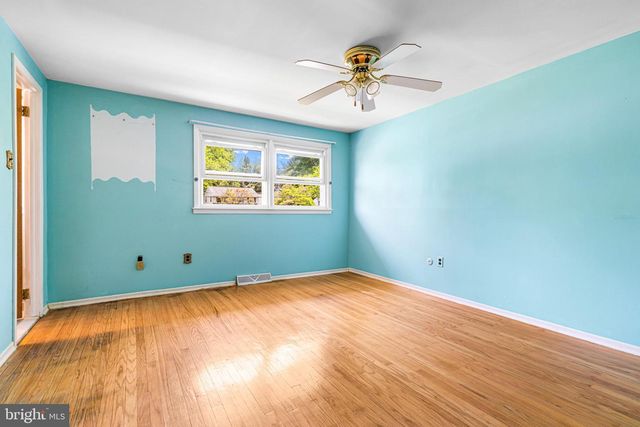 40 HARCOURT LN, Hatboro, PA 19040