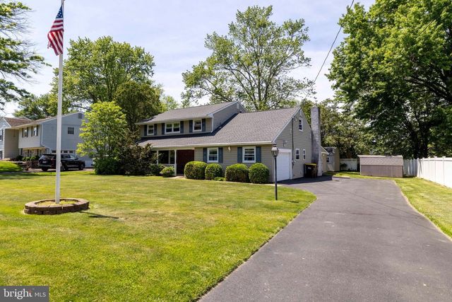 40 HARCOURT LN, Hatboro, PA 19040