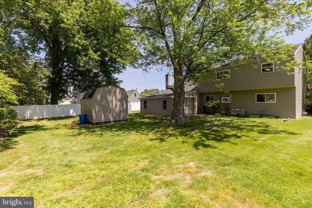 40 HARCOURT LN, Hatboro, PA 19040
