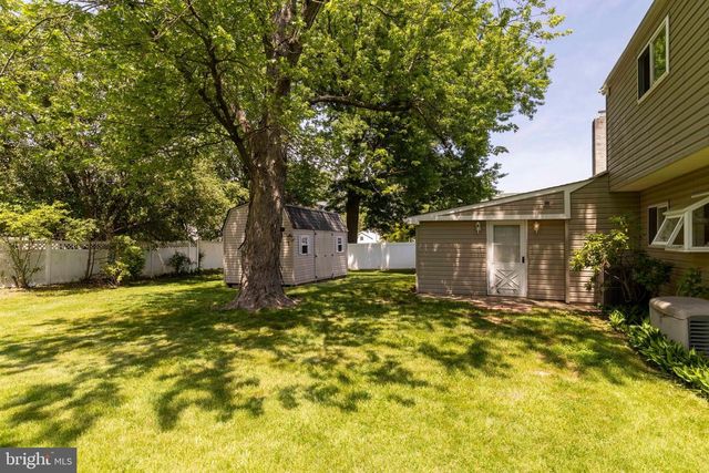 40 HARCOURT LN, Hatboro, PA 19040
