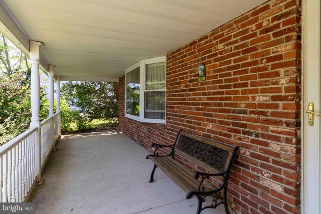 40 HARCOURT LN, Hatboro, PA 19040