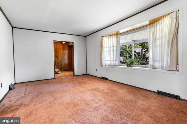 40 HARCOURT LN, Hatboro, PA 19040