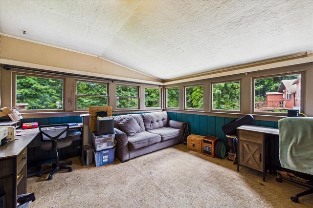 4692 Cummings Road, Eureka, CA 95503