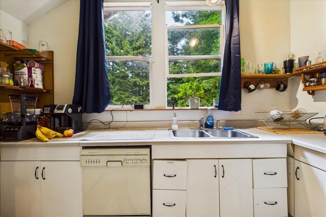 4692 Cummings Road, Eureka, CA 95503