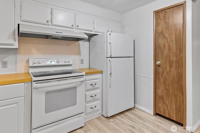 5519 Pattison Lake Drive SE, Lacey, WA 98513