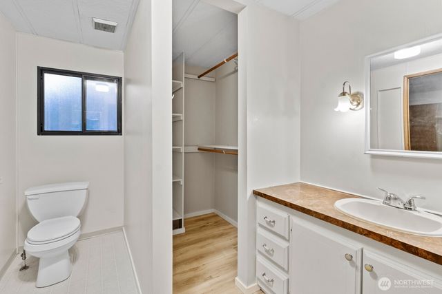 5519 Pattison Lake Drive SE, Lacey, WA 98513