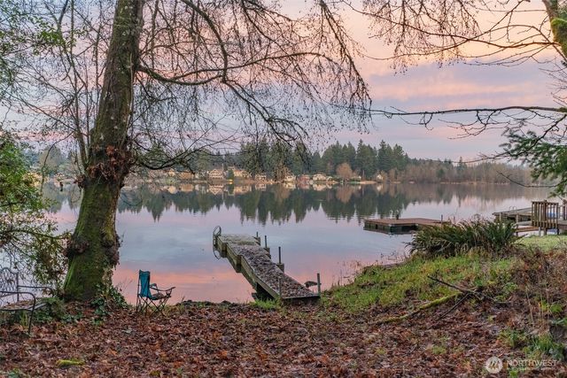 5519 Pattison Lake Drive SE, Lacey, WA 98513