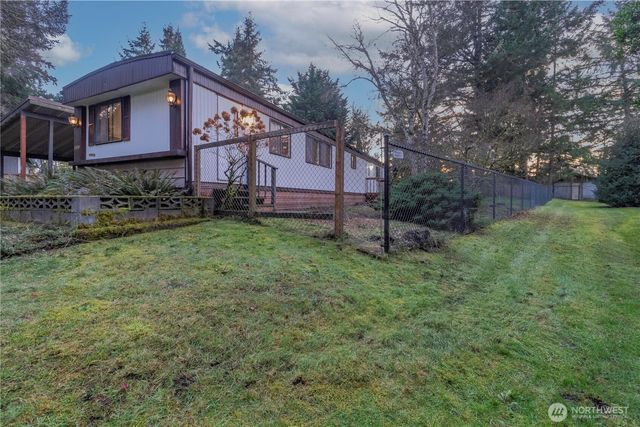 5519 Pattison Lake Drive SE, Lacey, WA 98513