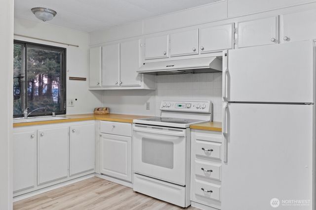 5519 Pattison Lake Drive SE, Lacey, WA 98513