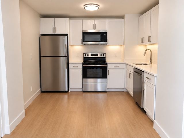 303 Broadway B6, Lynn, MA 01904