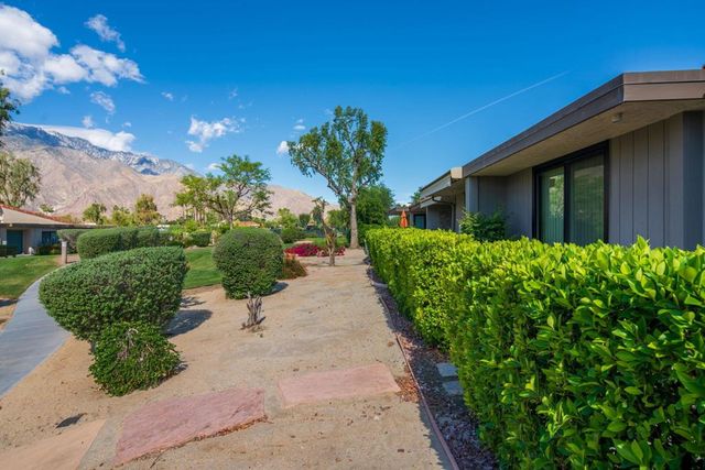 1981 Paseo Raqueta, Palm Springs, CA 92262