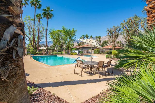 1981 Paseo Raqueta, Palm Springs, CA 92262