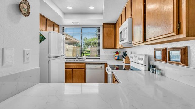 1981 Paseo Raqueta, Palm Springs, CA 92262