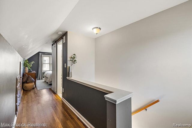 2105 Rowland Avenue, Royal Oak, MI 48067