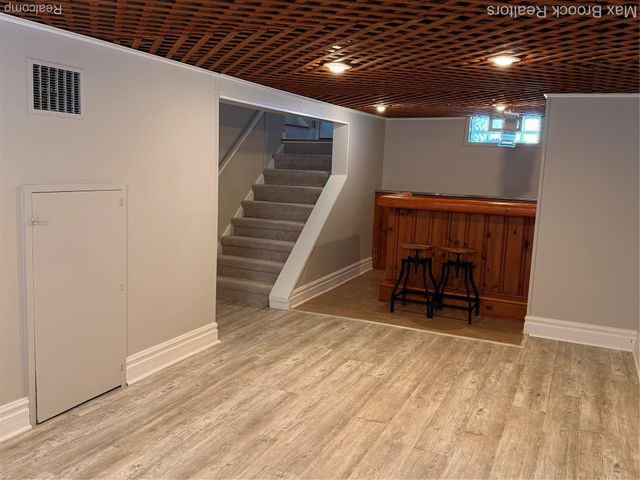 2105 Rowland Avenue, Royal Oak, MI 48067