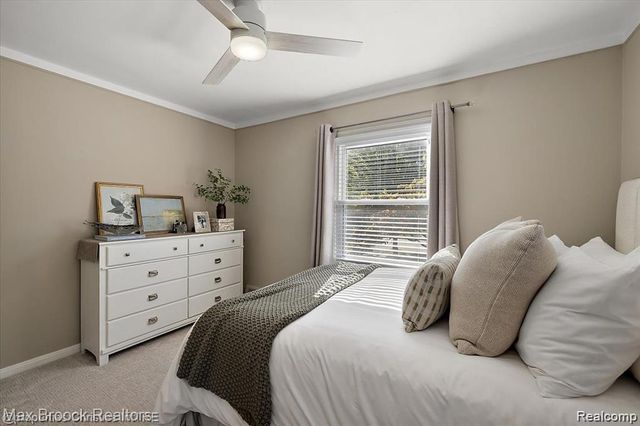 2105 Rowland Avenue, Royal Oak, MI 48067