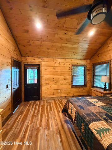 371 Black Bear Trail, Topton, NC 28781