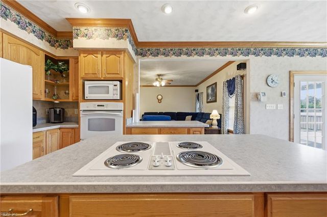 3151 Archers Mill RD, Suffolk, VA 23434