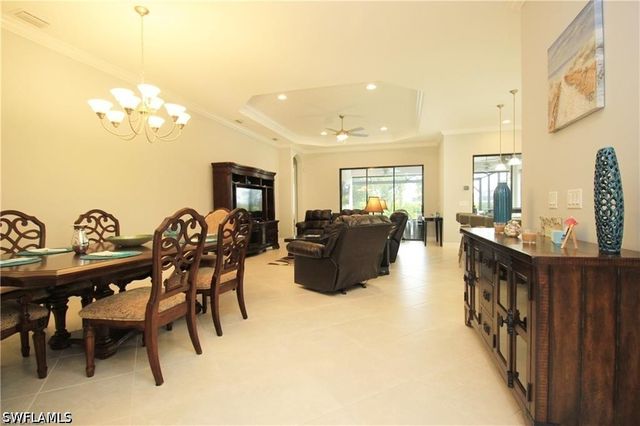9456 Montelanico LOOP, Naples, FL 34119