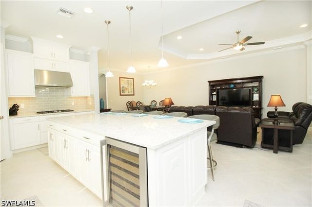 9456 Montelanico LOOP, Naples, FL 34119